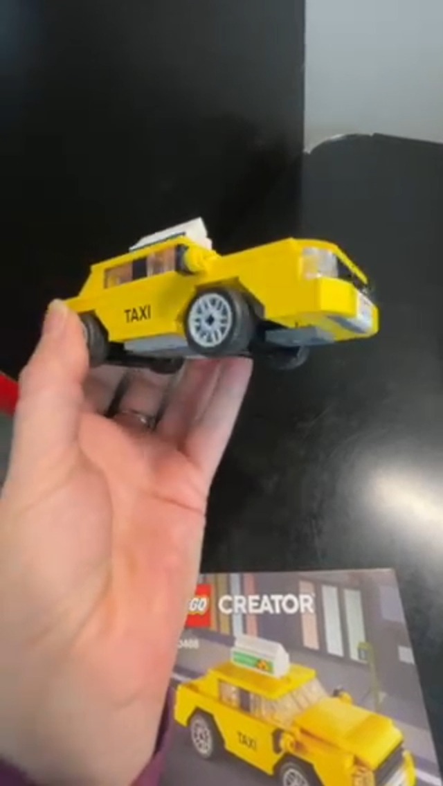 Watch Lego Creator 40468 Yellow Taxi Built Review on Amazon Live